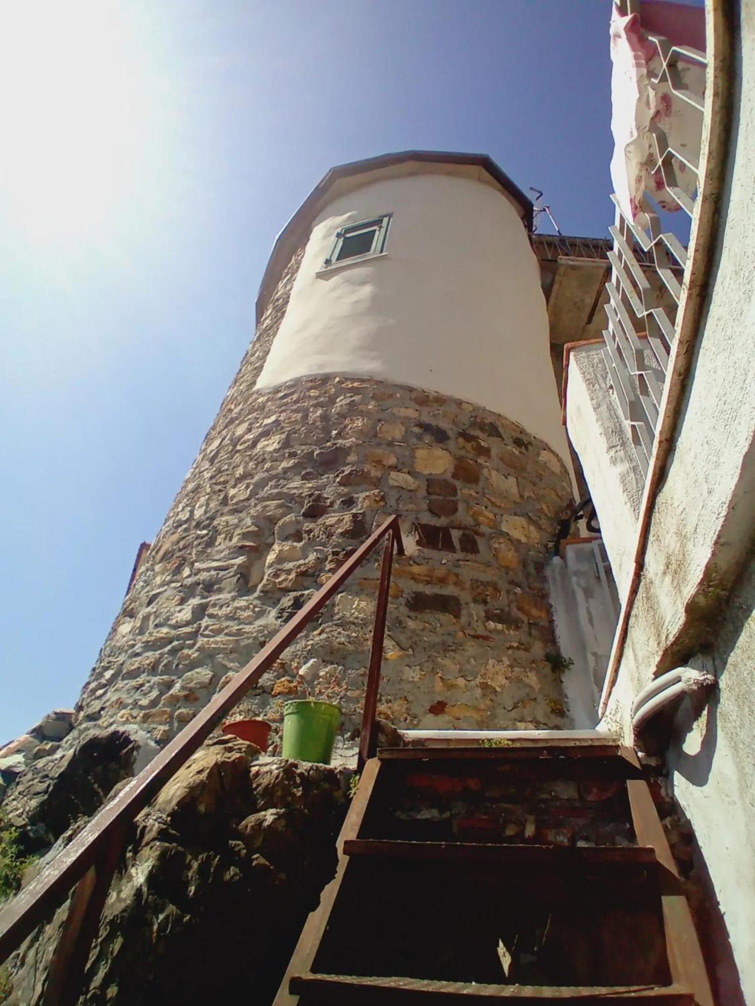 Comfortable Apartment With Sea View In Falcinello Buitenkant foto