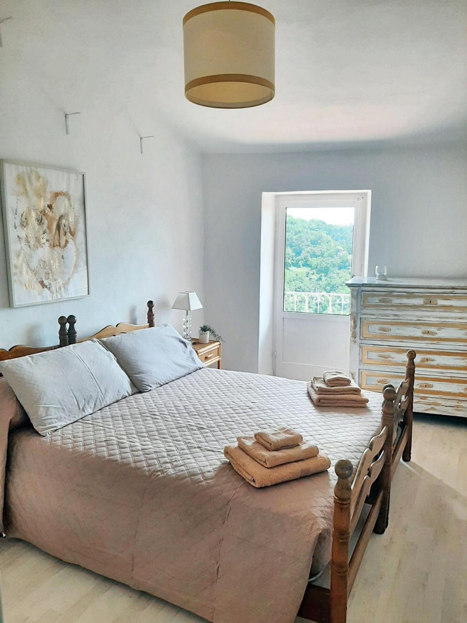 Comfortable Apartment With Sea View In Falcinello Buitenkant foto