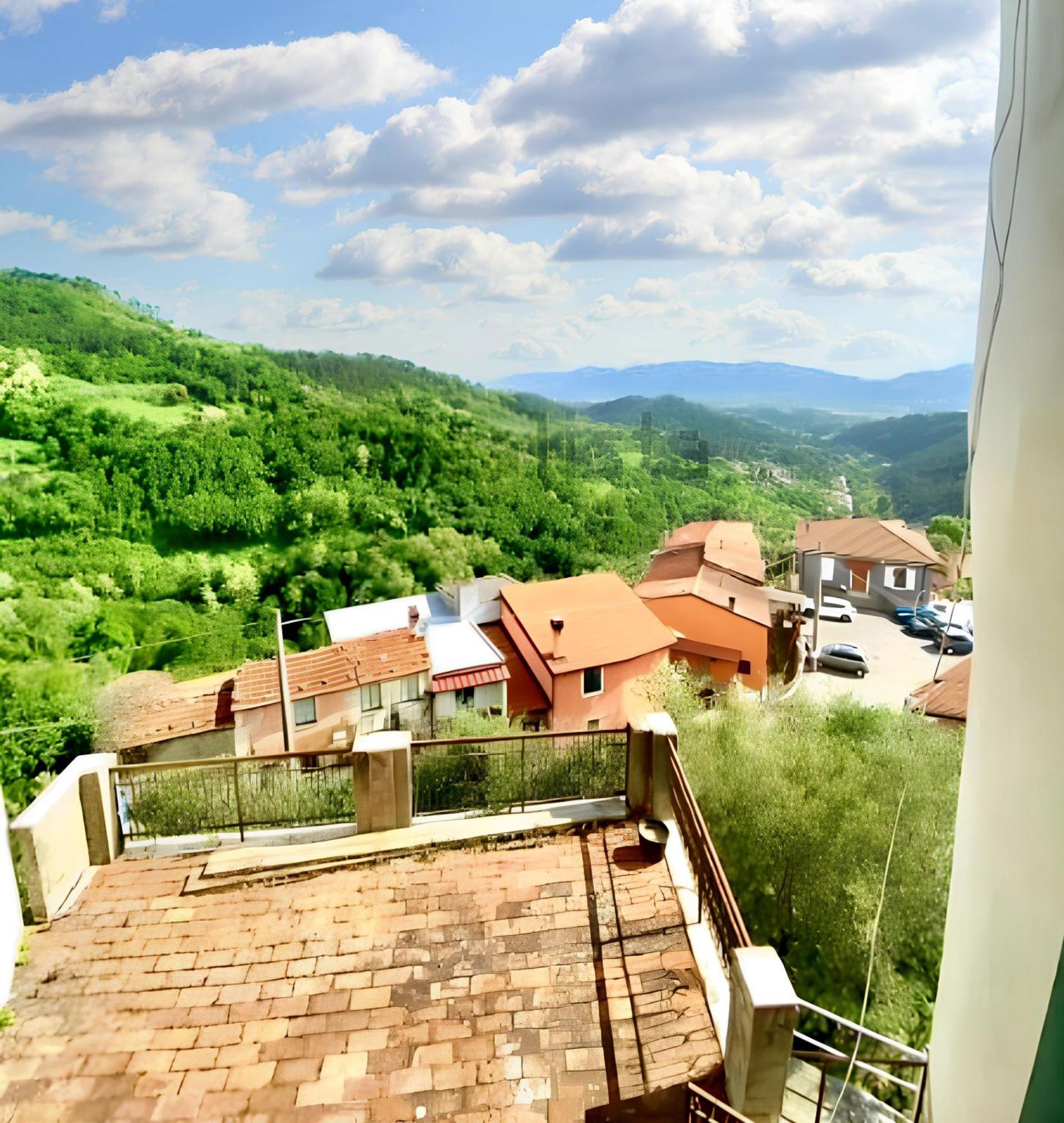 Comfortable Apartment With Sea View In Falcinello Buitenkant foto